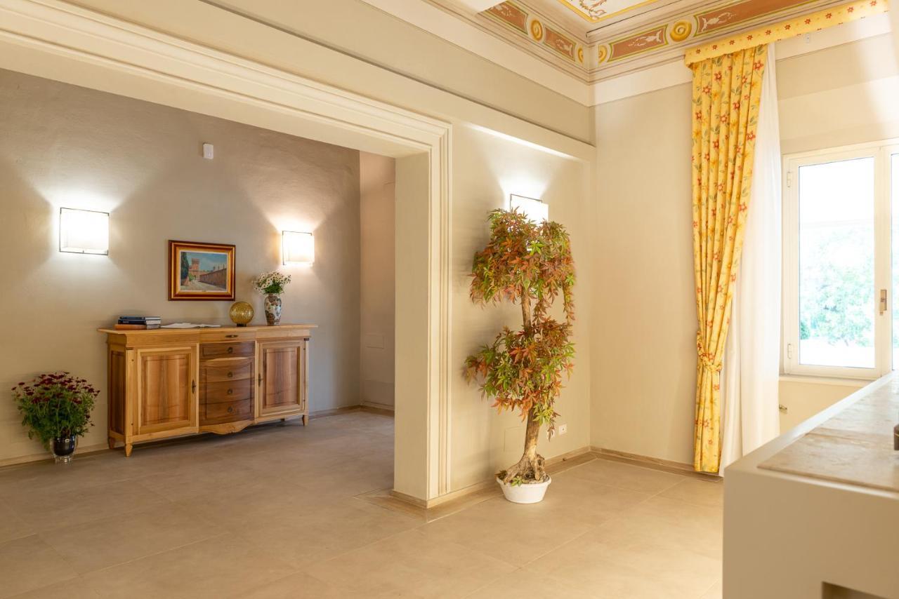 Hotel Villa Bolgheri مارينا دي كاستانييتو كاردوتشي المظهر الخارجي الصورة